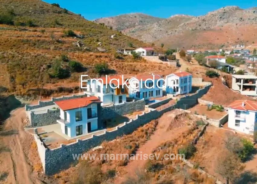 4+1-Zimmer Villa Zu Verkaufen in Bozburun Bz. Marmaris - 377 m²