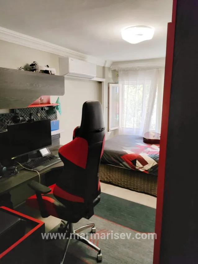 2+1-Zimmer Appartement Zu verkaufen in Çıldır Bz. Marmaris - 100 m²