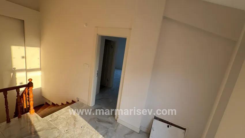 3+1-Zimmer Villa Zu verkaufen in Kızılyaka Bz. Ula - 465 m²