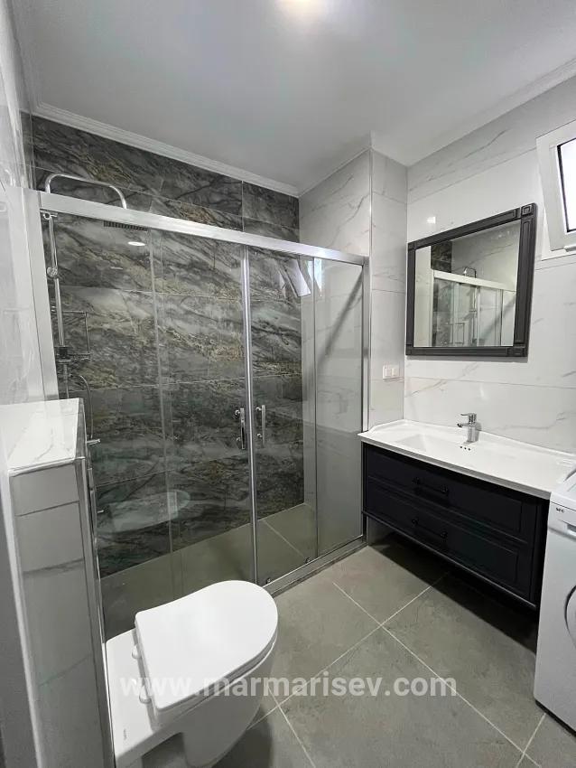 3+1-Zimmer Einfamilienhaus Zu vermieten in Kemeraltı Bz. Marmaris - 200 m²