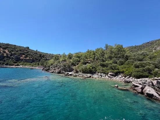 Marmaris Im Turunç-viertel direkt am Meer 4700 m2 kontrollierter Nutzungsbereich
