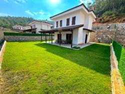 3+1-Zimmer Villa Zu verkaufen in Çetibeli Bz. Marmaris - 140 m²