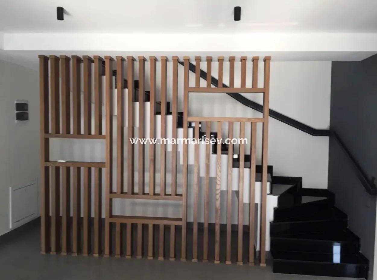 Schöne Villa Zum Verkauf In Marmaris Beldibi District, Villa Smart-Villa 220 M2 4 Zimmer 2 Wohnzimmer