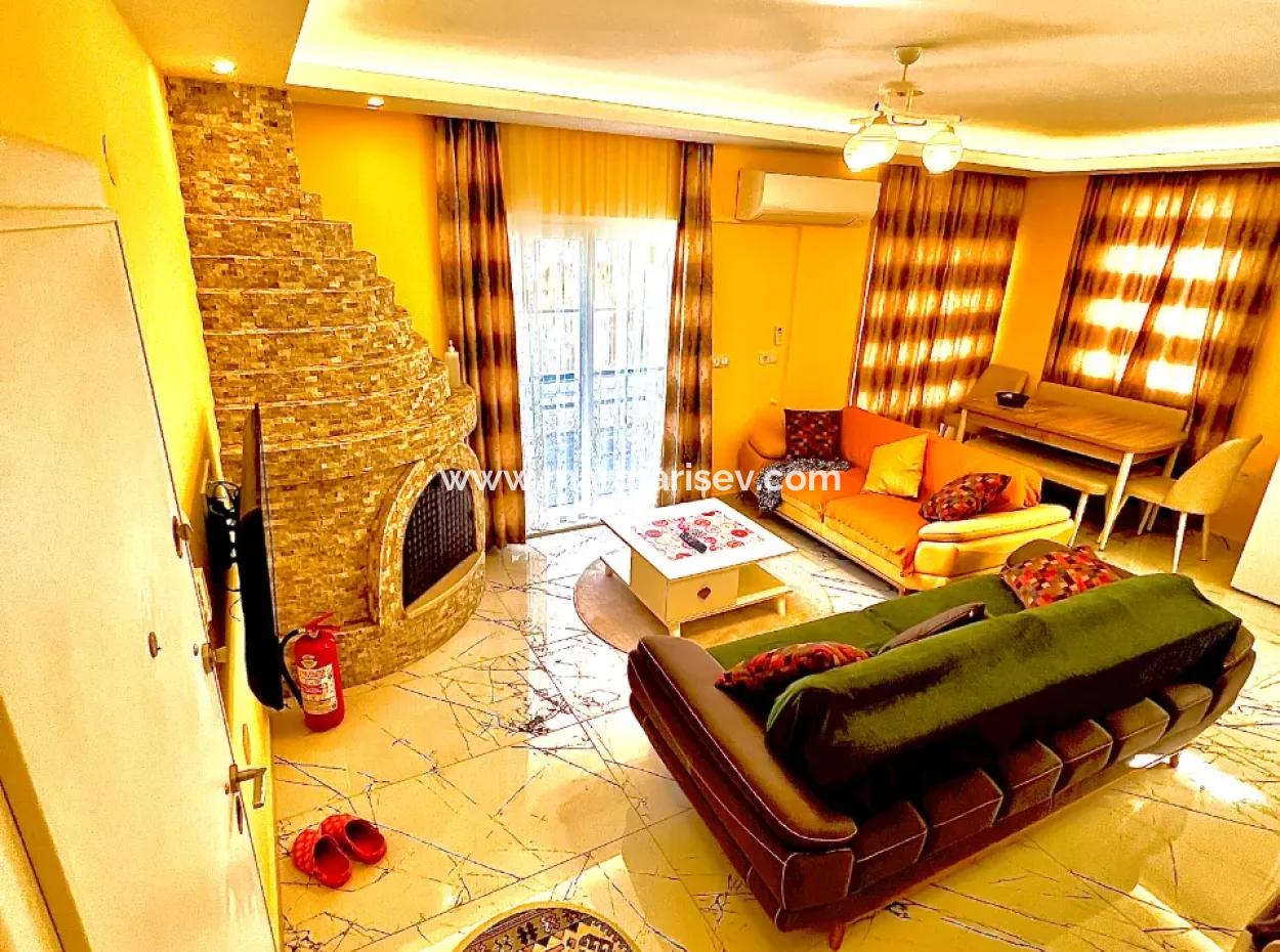 Villa Zu Verkaufen In Marmaris Çetibeli Mit 3 Swimmingpools Und Kinderbecken Und Hausmeisterhaus Auf 780M2 Grundstück