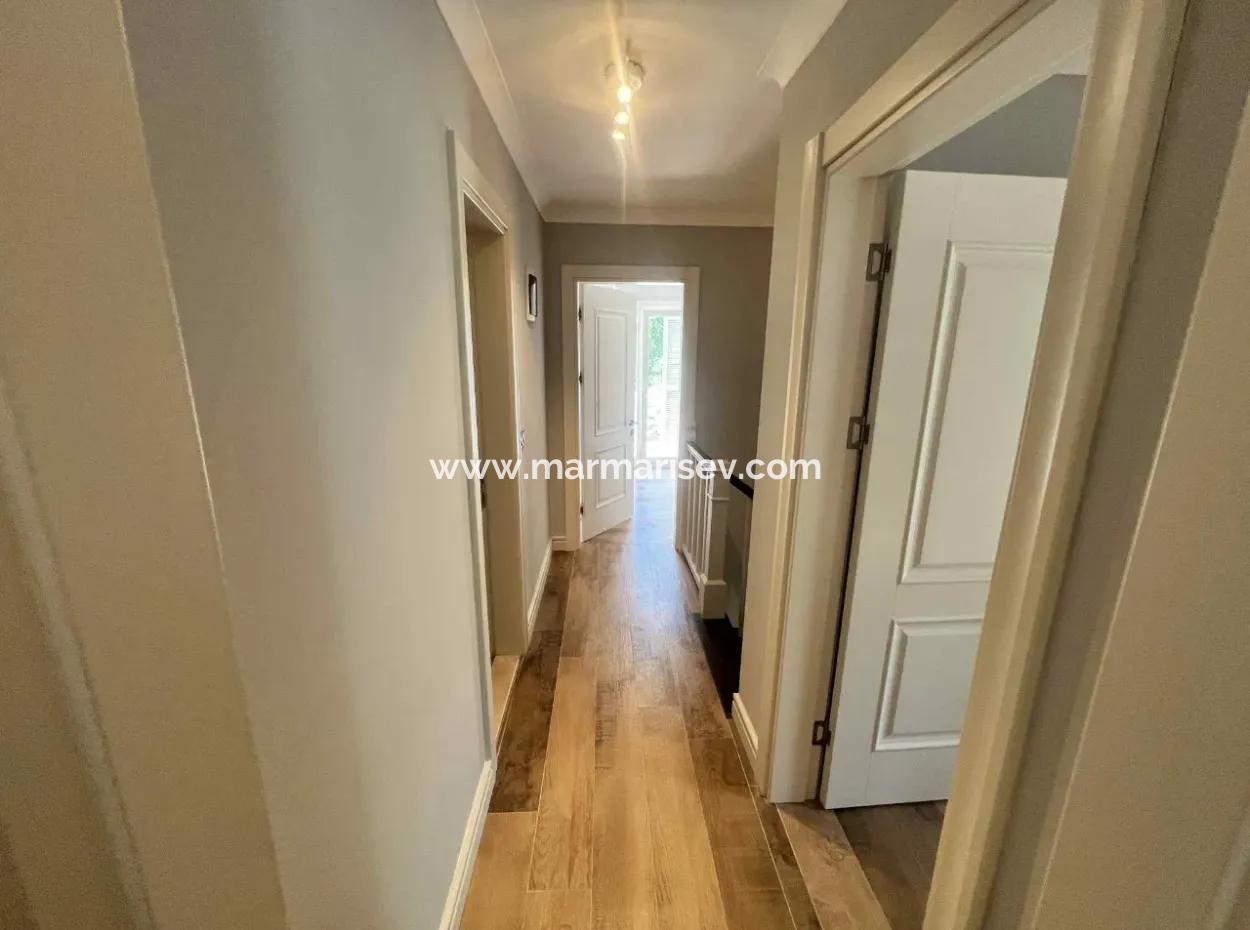 3 Zimmer 1 Wohnzimmer 140M2 2 Villen Zum Verkauf Mit Pool Mit Herrlichem Meerblick Im Viertel Selimiye Im Bezirk Marmaris