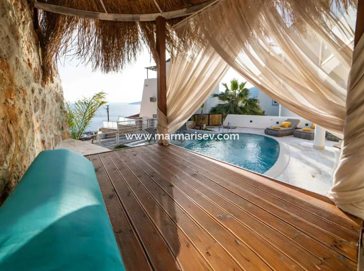 Eine Freistehende Villa Zum Verkauf Mit Einem Herrlichen Pool Mit Meerblick In Kalkan Ist Eine Maßgeschneiderte Villa