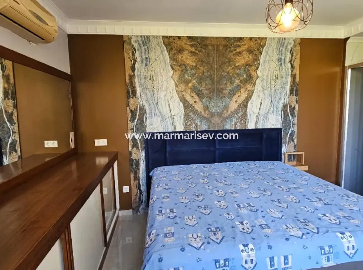 Camiavlu Neighborhood 3 1 Rückwärtsduplex Zum Verkauf Auf Einem Sicheren Gelände Mit Pool