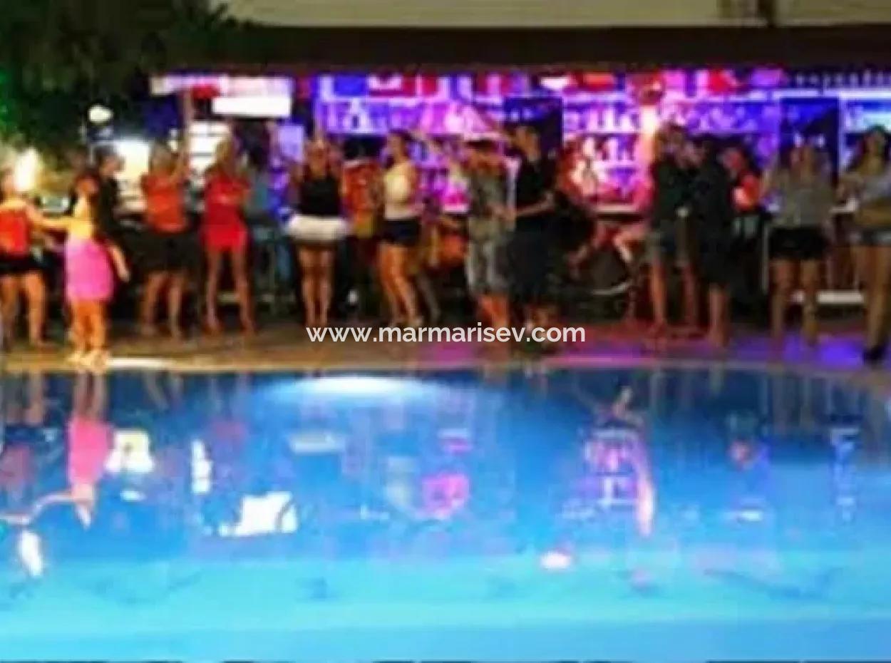50 Zimmer-Hotel Zum Verkauf In Marmaris Zentrum