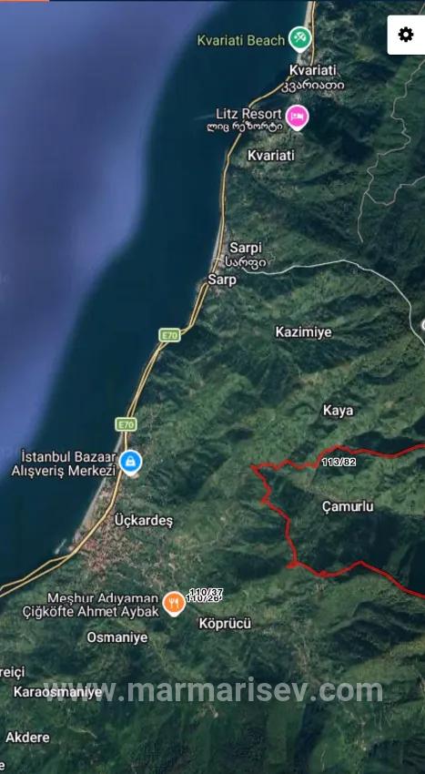 In the village of Hopa Kemelpaşa, a Tea garden with a 650 m2 road