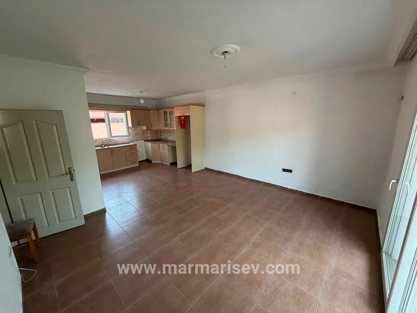 2+1 Bedroom Apartment For rent in Beldibi Nbh. Marmaris - 90 m²