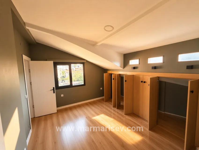 3+1 Bedroom Apartment For sale in Armutalan Nbh. Marmaris - 140 m²