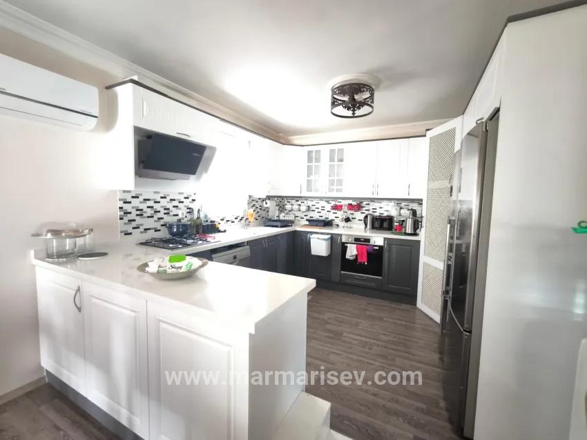 5+1 Bedroom Villa For sale in Yeni Nbh. Köyceğiz - 567 m²