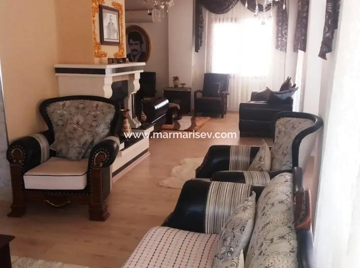 Built On A Plot Of 7000M2 In Marmaris, 8 Room Ranch House Pool