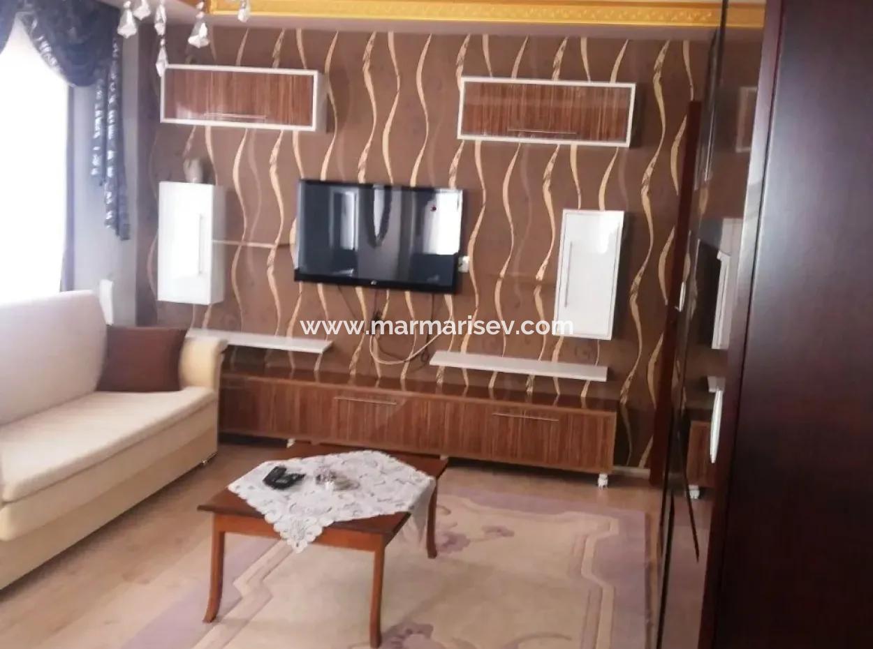 Built On A Plot Of 7000M2 In Marmaris, 8 Room Ranch House Pool