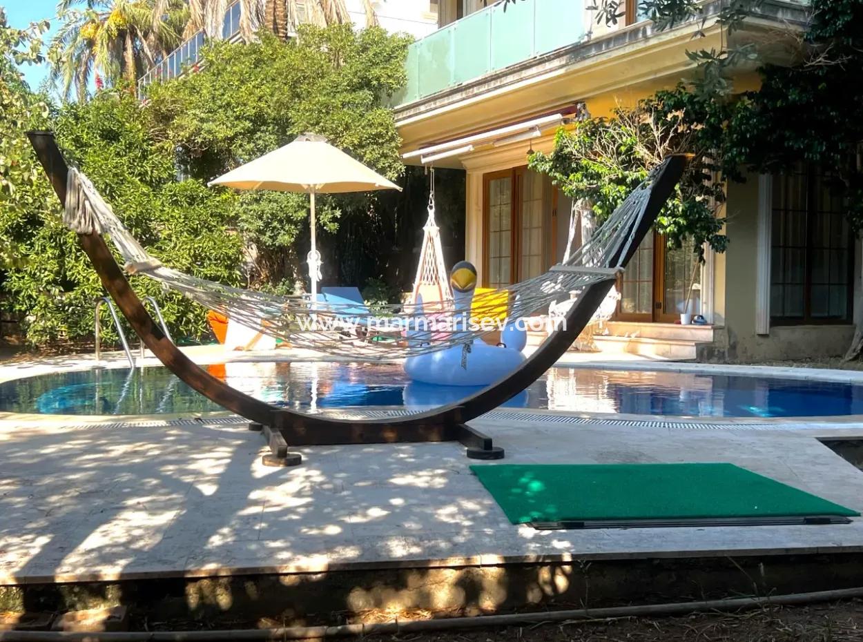 900M2 Land Share Available In Marmaris Armutalan Area, 4 Rooms, 2 Living Rooms, 5 Bathrooms, 450M2 Mansion For Sale