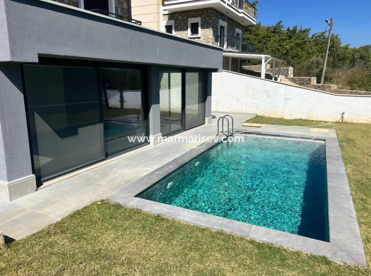 Magnificent Nature View Detached Garden With Parking Pool With Swimming Pool 3 Rooms 4 Bathrooms Ultra Luxury Villa For Sale 3 Floors In A 500M2 Plot