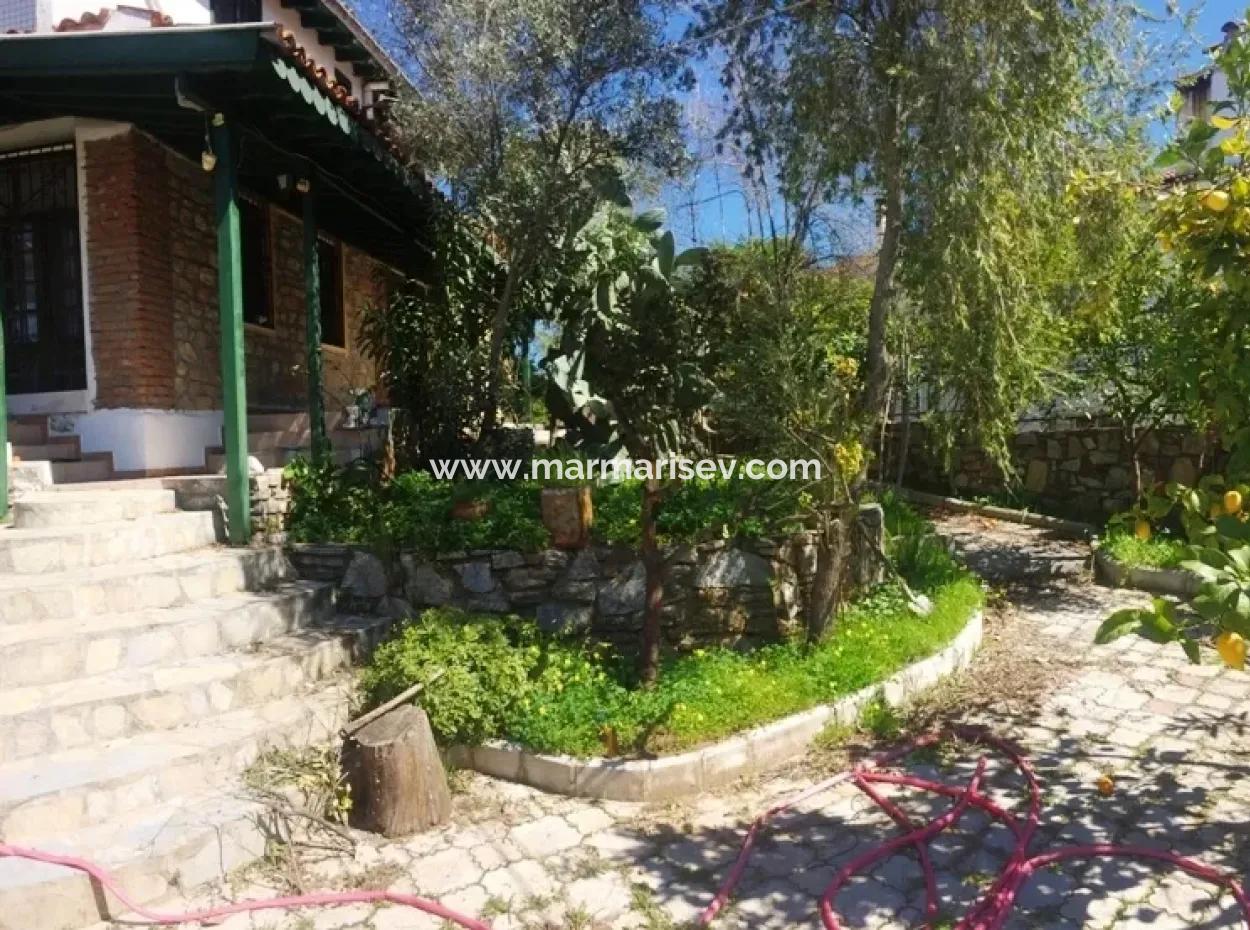 Stone Villa With Swimming Pool, 8 Rooms, 740M2 Plot For Sale In Gökova Region