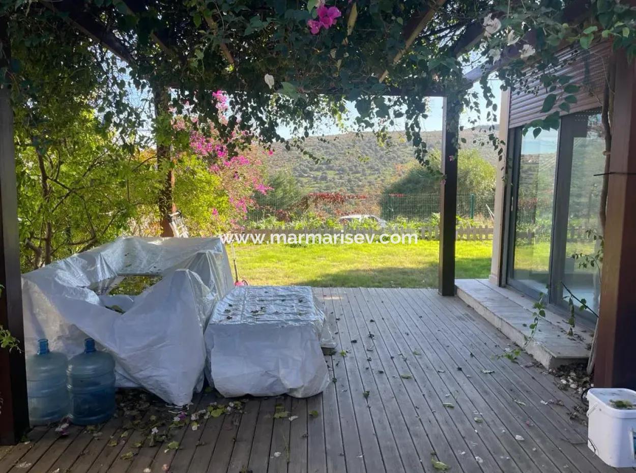 Ground Floor, Private Entrance, In A Complex With A Pool, 5 Minutes From Türkbükü.