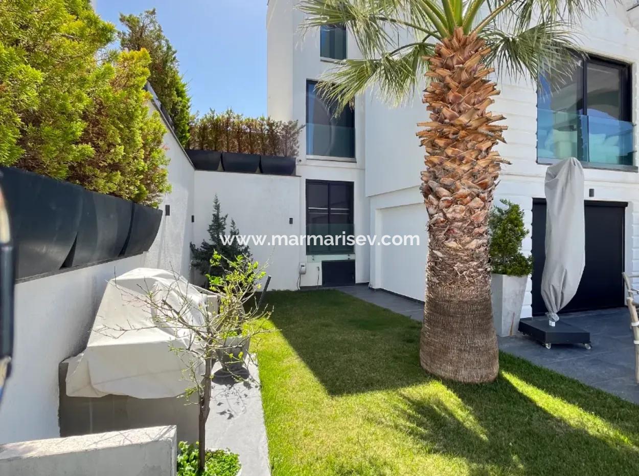 ???????? Luxurious Triplex Villa Just Steps From Yalıkavak Marina!