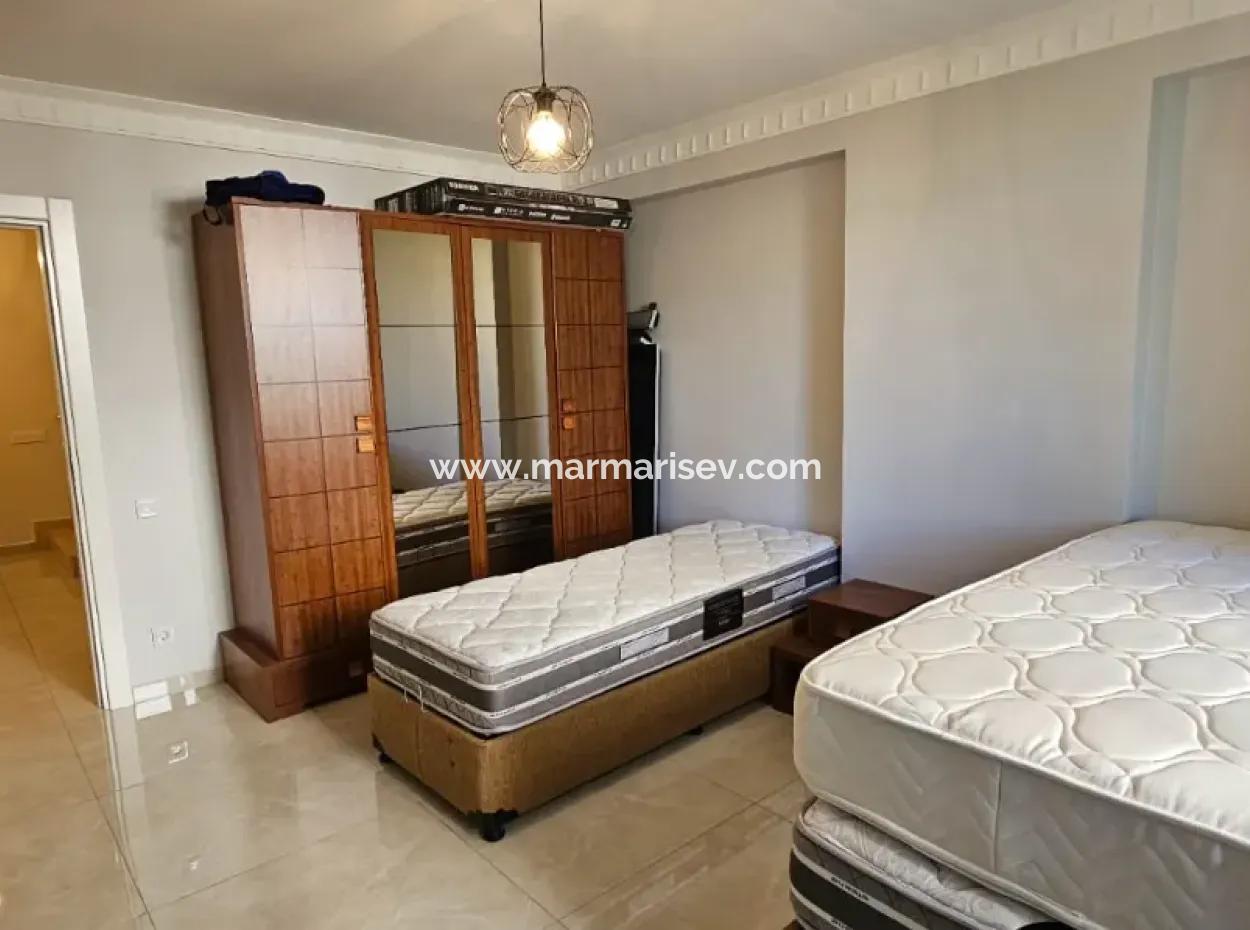 Camiavlu Neighborhood 3 1 Reverse Duplex For Sale In A Secure Site With Pool