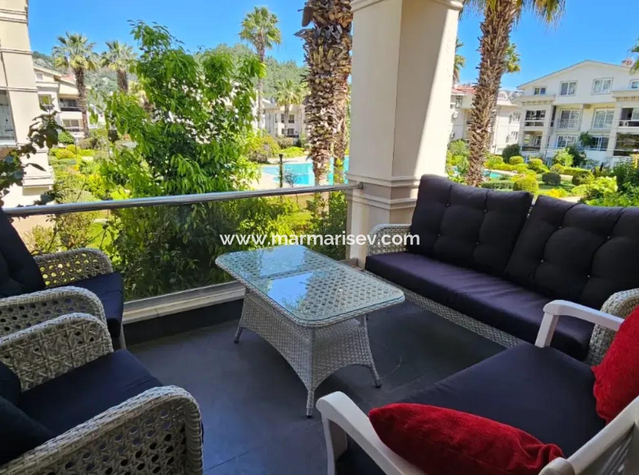 Camiavlu Neighborhood 3 1 Reverse Duplex For Sale In A Secure Site With Pool