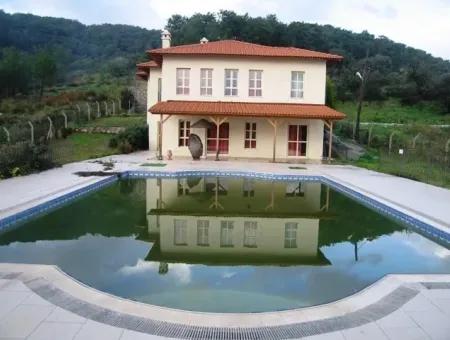 In Atakoy District, Pool, 340M2 Farmhouse With 4300M2 7 Rooms 2 Living Room