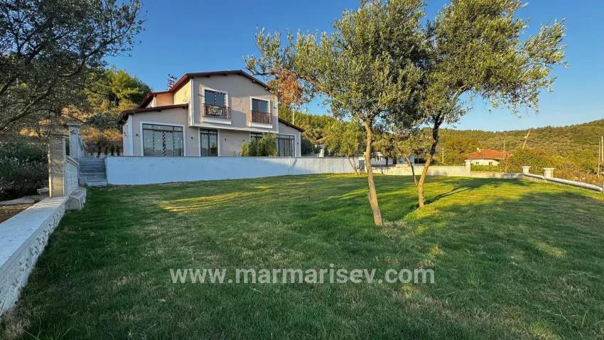 Для Продажи Вилла 3+1 в Kızılyaka Ula - 465 m²