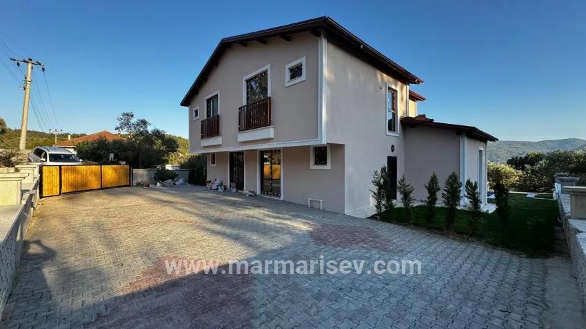 Для Продажи Вилла 3+1 в Kızılyaka Ula - 465 m²