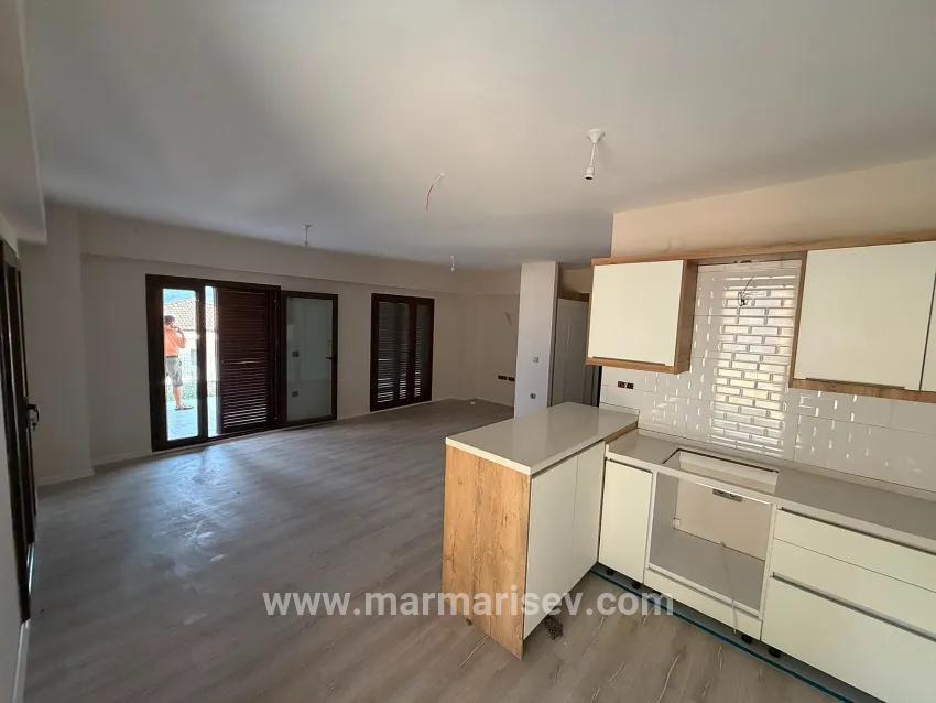 В аренду Семейный дом 2+1 в Çetibeli Marmaris - 140 m²