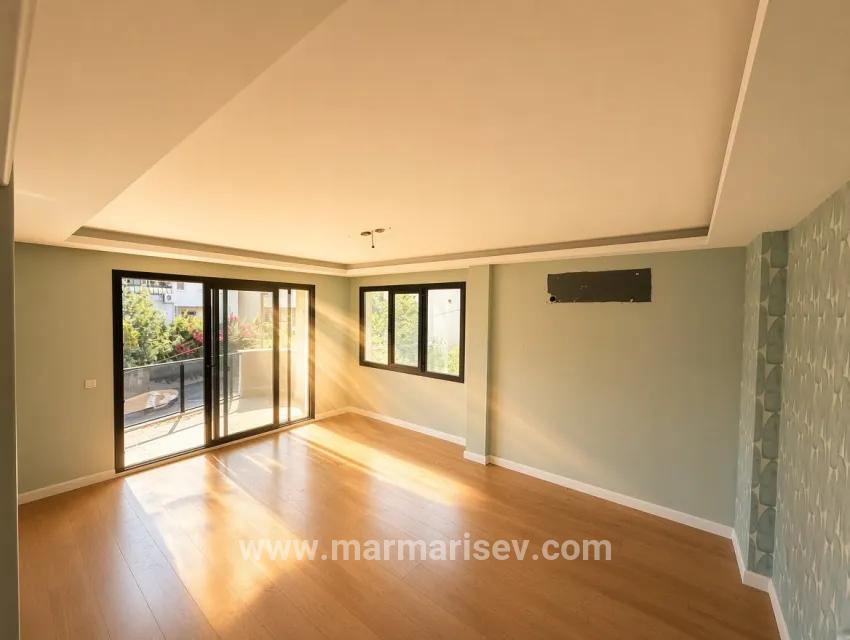 Для продажи Квартира 3+1 в Armutalan Marmaris - 140 m²