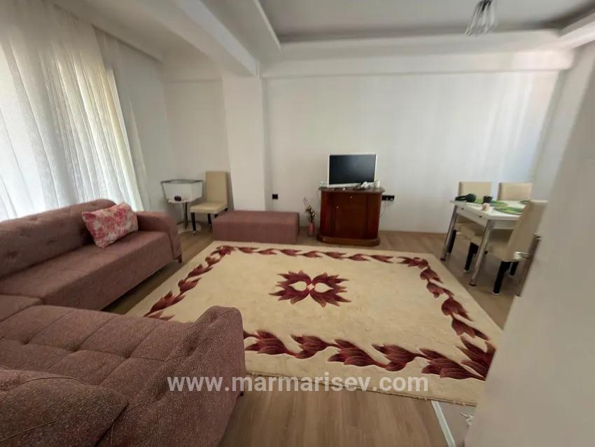 Dalaman merkezinde eşyalı 1+1 kiralık sıfır daire