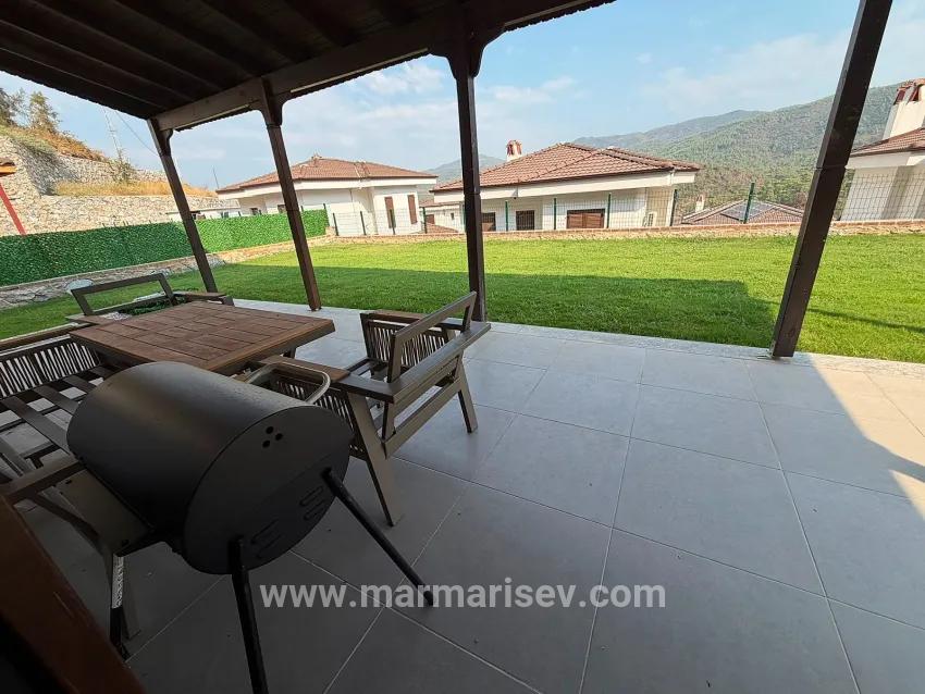 Marmaris Çetibeli Mah. Kiralık 5+1 Villa - 220 m²