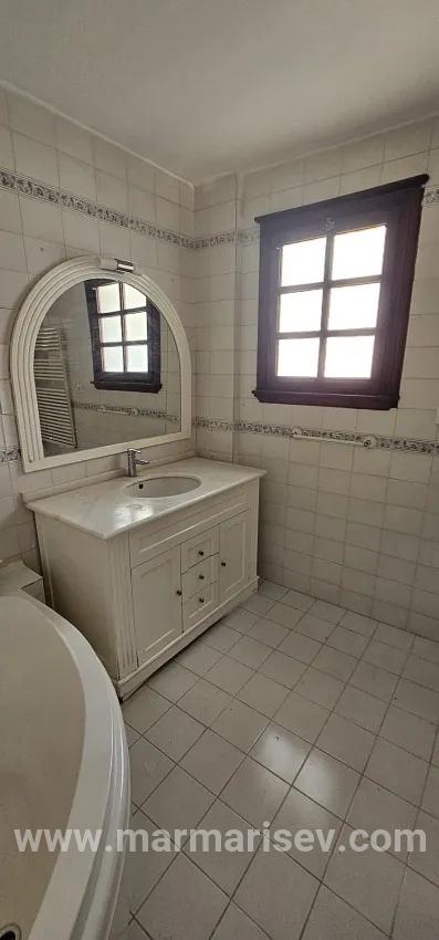 Marmaris Armutalan Mah. Satılık 3+1 Villa - 160 m²