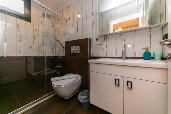 Faralya'da deniz manzaralı muhteşem bir villa