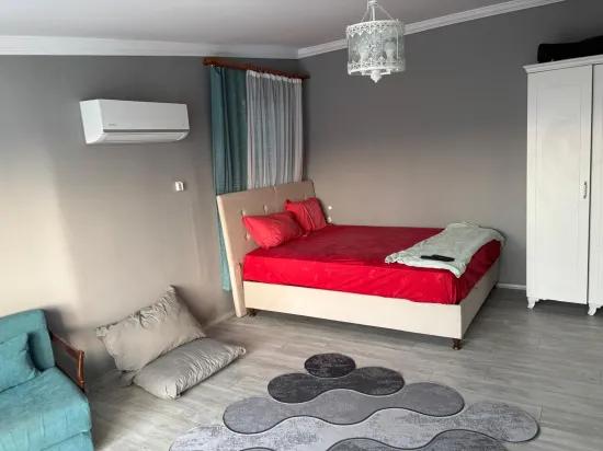 Marmaris Camiavlu’da Müstakil Havuzlu & Geniş Bahçeli 4+1 Satılık Lux Tripleks Villa