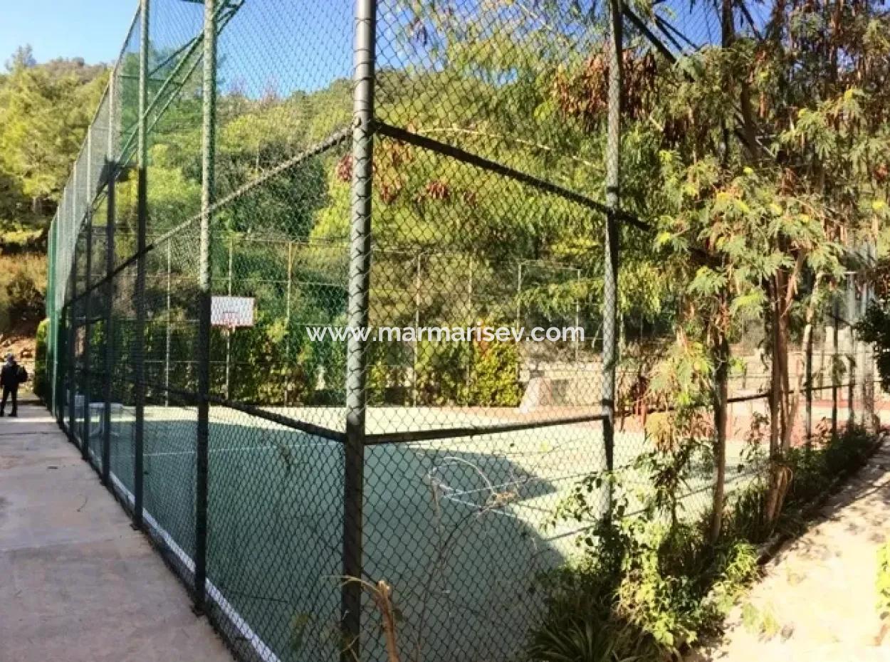 İçmeler Yüzme Havuzlu Süper Lüks Dubleks Daire Site İçerisinde