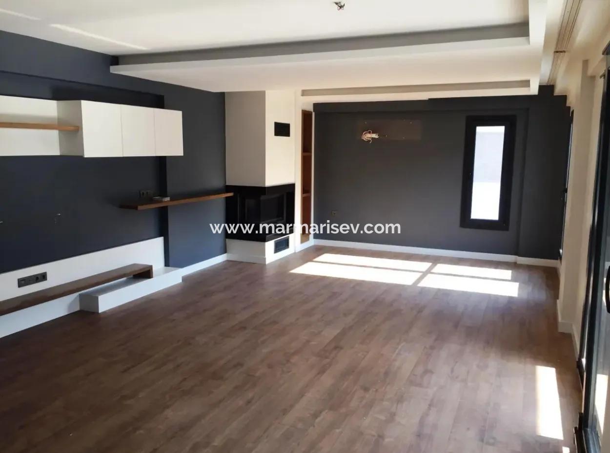 Marmaris İlçesi Beldibi Mahallesinde Satılık Müstakil Havuzlu 4 Oda 2 Salon 220 M2 Havuzlu Akıllı  Villa