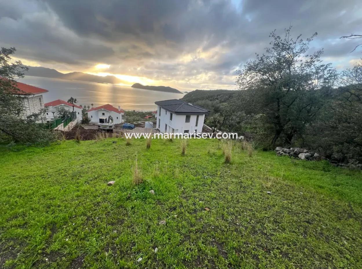 Marmaris Söğüt Köyünde Deniz Manzaralı 2 Villa İmarlı Yada Otel Yapımına Uygun Satılık 800M2 Arsa