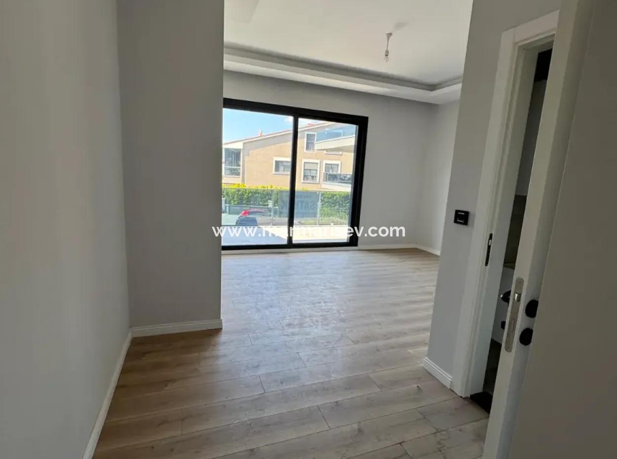 Kemeraltı Mahallesi 4+1 Satılık Müstakil Villa