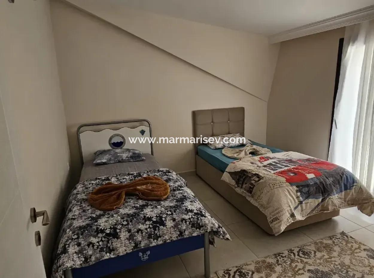Beldibi Mahallesi Kiralık  3+1 Çatı Dubleks Eşyalı Daire