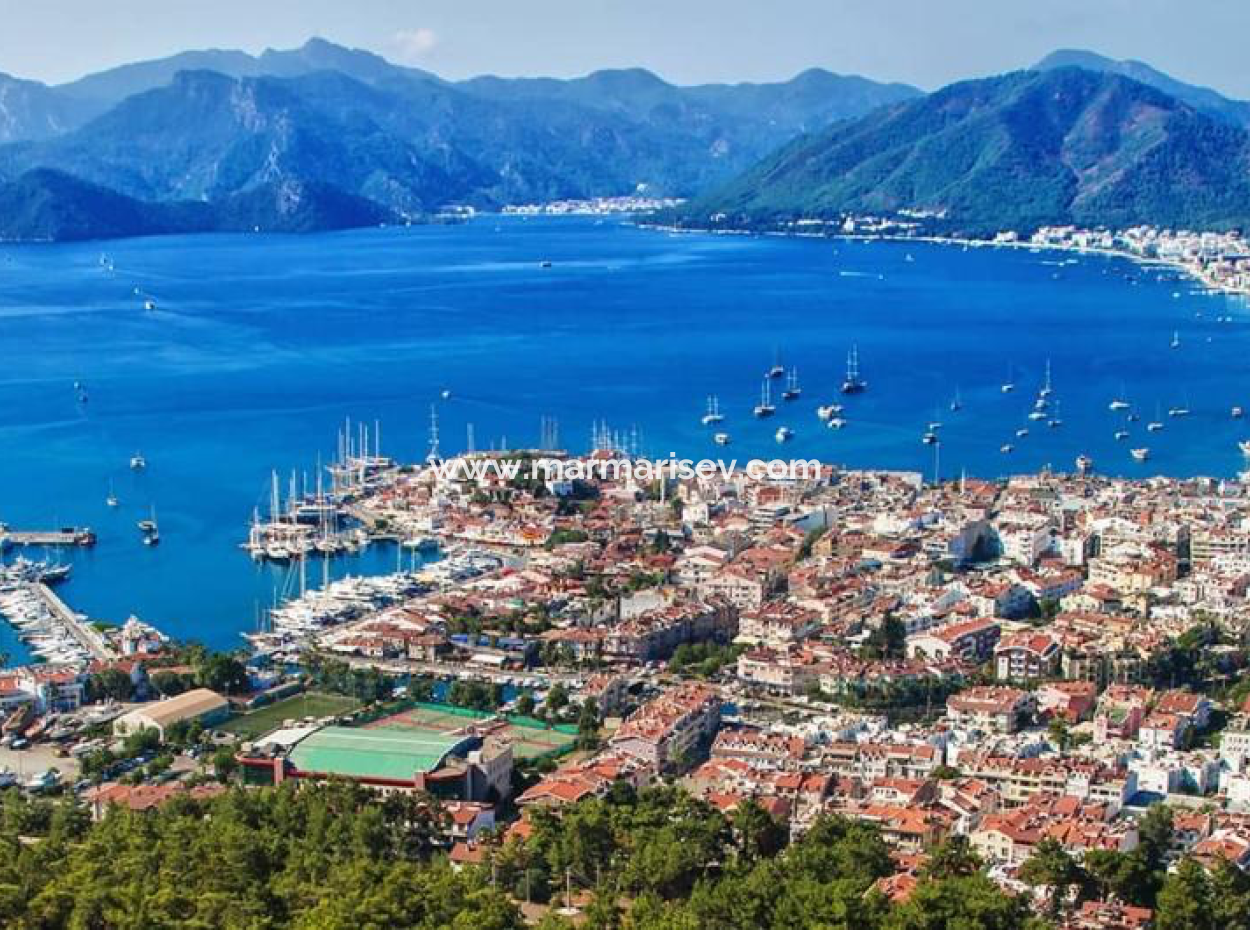 Marmaris Merkezinde İmarlı 1100 M2 Satılık Arsa