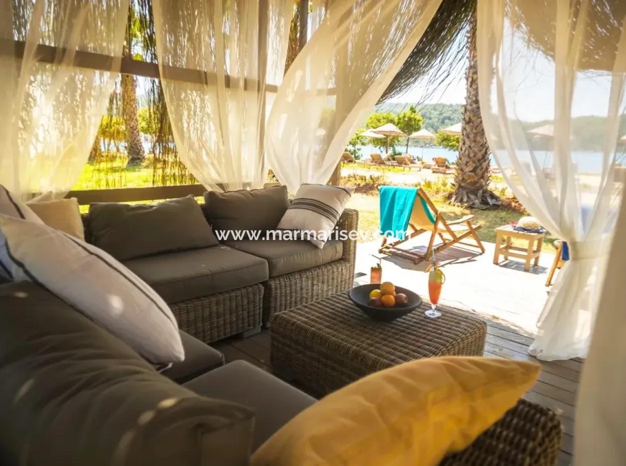 Marmaris,Den 20 Km Uzaklıkta Denize Sıfır Satılık Butik Otel 20 Oda