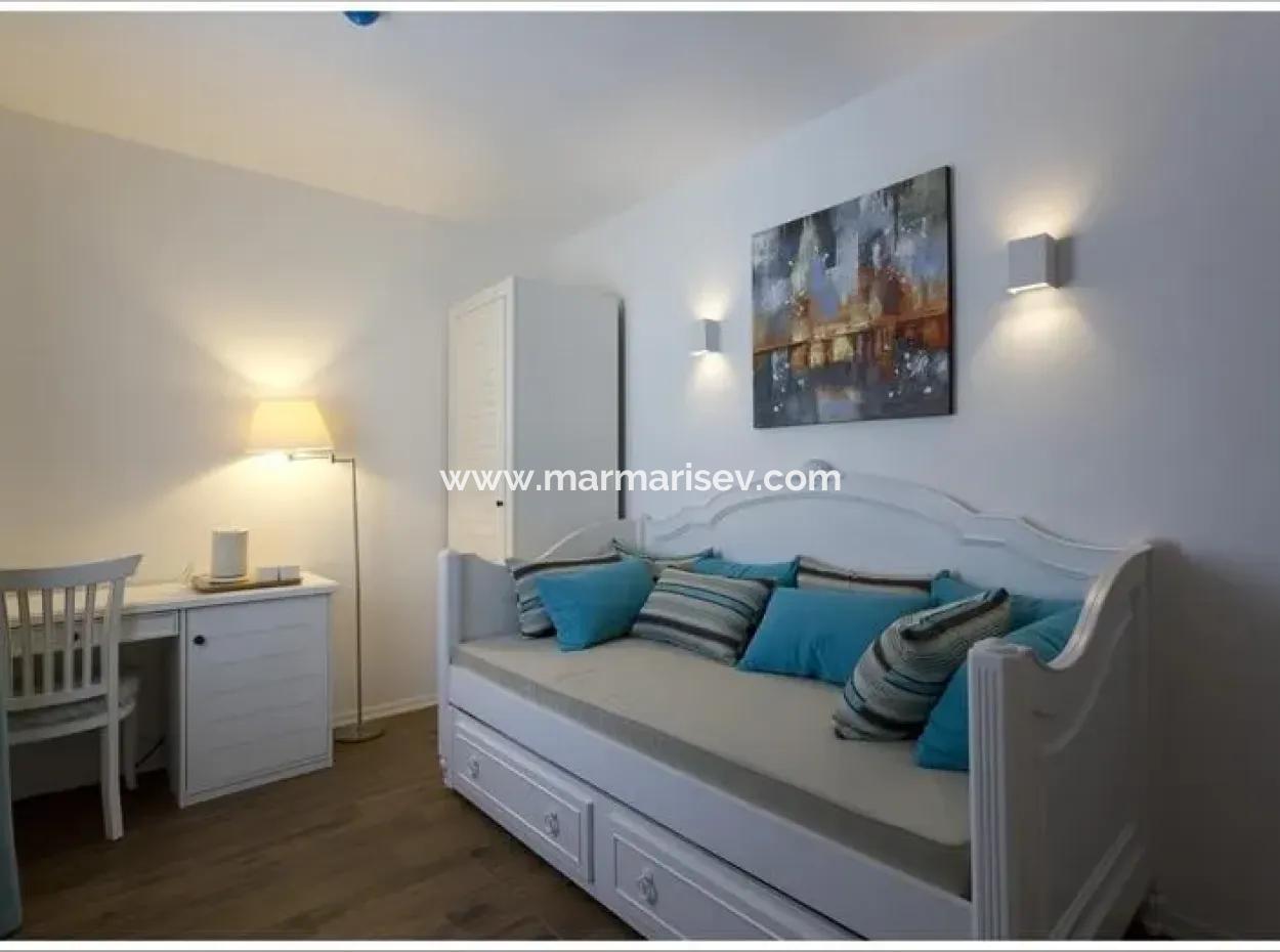 Marmaris,Den 40 Km Uzaklıkta Denize Sıfır Satılık Butik Otel İskelesi Mevcut