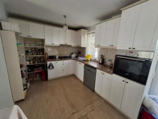 Armutalan Mahallesi Satılık 3÷1 Müstakil Tripleks Ev