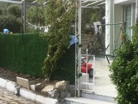 Marmaris Beldibi Mevkiinde 4 Oda 2 Salon 240 M2 Forleks Bahçeli Villa Satılık.olimpik Yüzme Havuzu Mevcuttur.