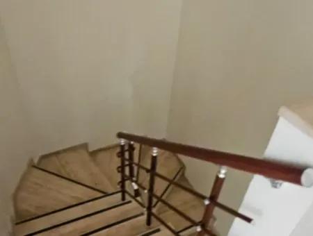 Marmaris Siteler Mahallesi’nde 3+1 Havuzlu Kiralık Lüks Daire