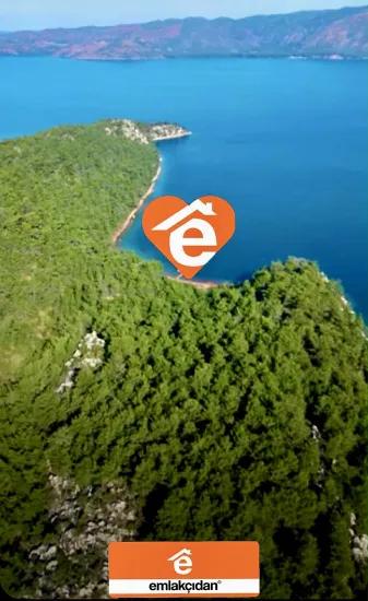 Marmaris Orhaniye Mahallesinde 6000 M2 Özel İskelesi Mevcut Satılık Koy