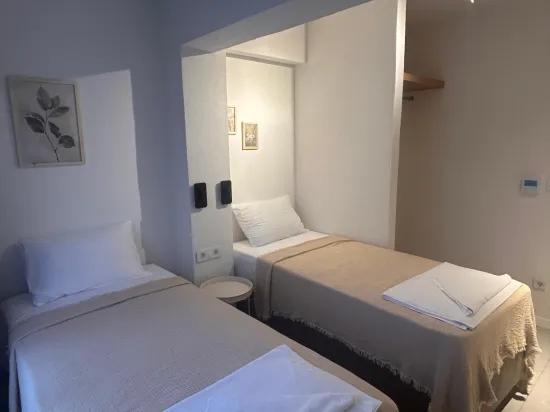 Marmaris Çıldır’da Denize 30 M Sıfır Lüks Bahçeli Eşyalı Kiralık 2+1