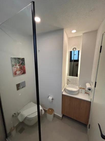 Marmaris Çıldır’da Denize 30 M Sıfır Lüks Bahçeli Eşyalı Kiralık 2+1