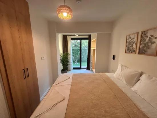 Marmaris Çıldır’da Denize 30 M Sıfır Lüks Bahçeli Eşyalı Kiralık 2+1